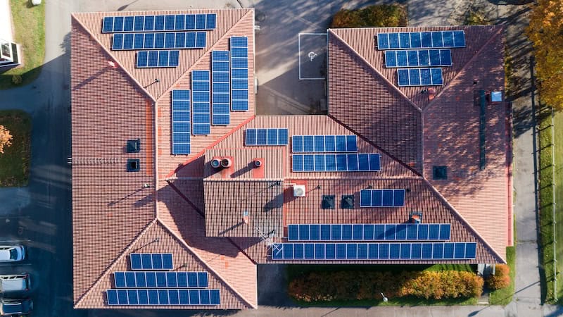 KI für PV-Unternehmen – Zeit und Geld sparen mit echten Anwendungsfällen